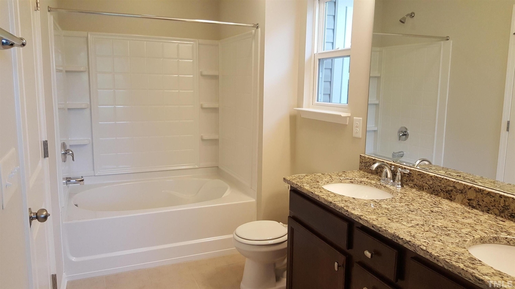 216 Hamlet Place - Photo 10