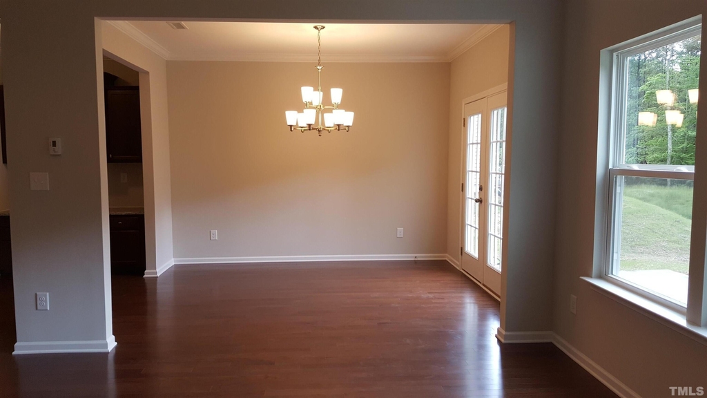 216 Hamlet Place - Photo 6