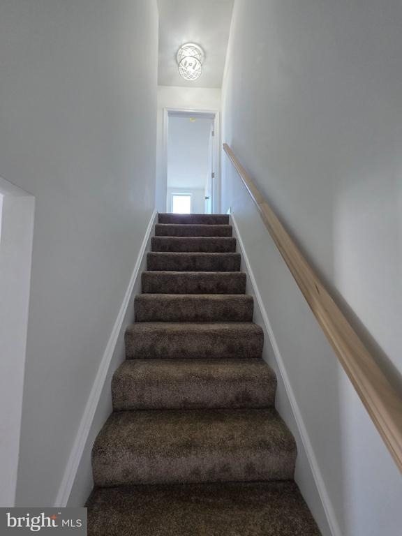 331 N College Street - Photo 9