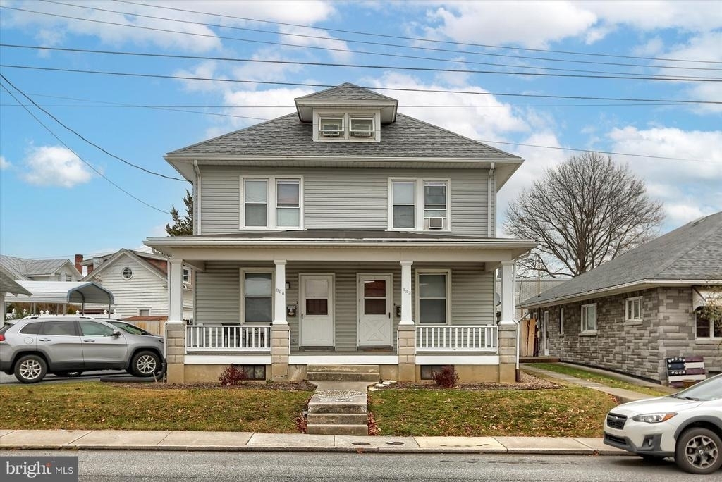 322 S Railroad Street - Photo 1
