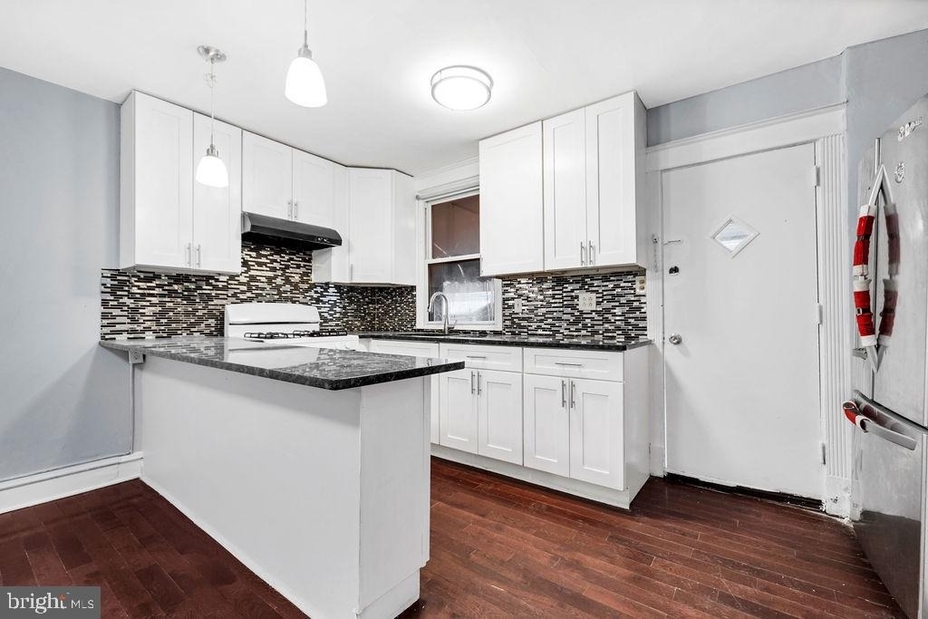 213 Heather Road - Photo 13