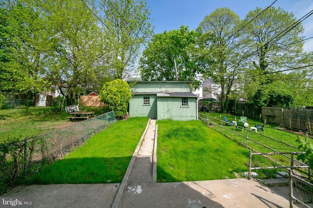 217 W Lancaster Avenue - Photo 10