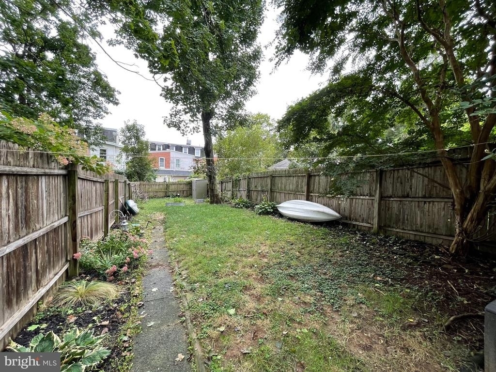 230 Morgan Street - Photo 27