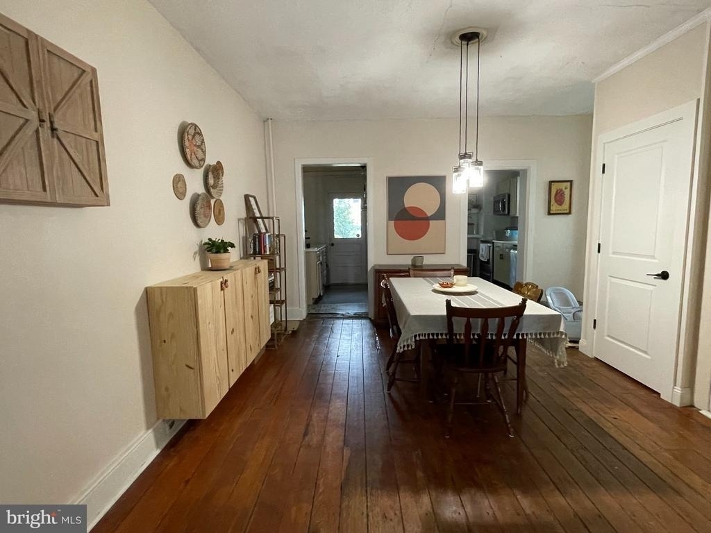 230 Morgan Street - Photo 9