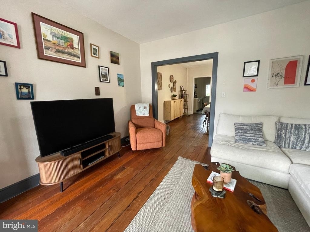 230 Morgan Street - Photo 8