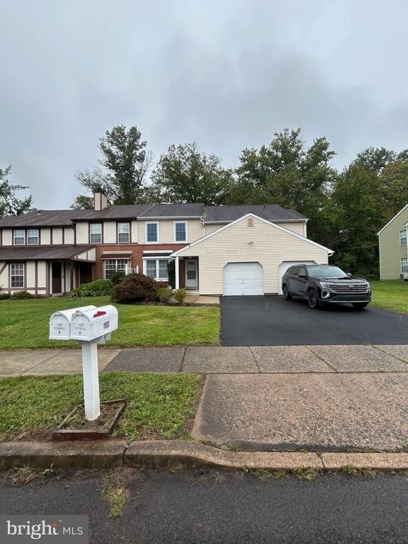 1683 Bluebird Drive - Photo 0