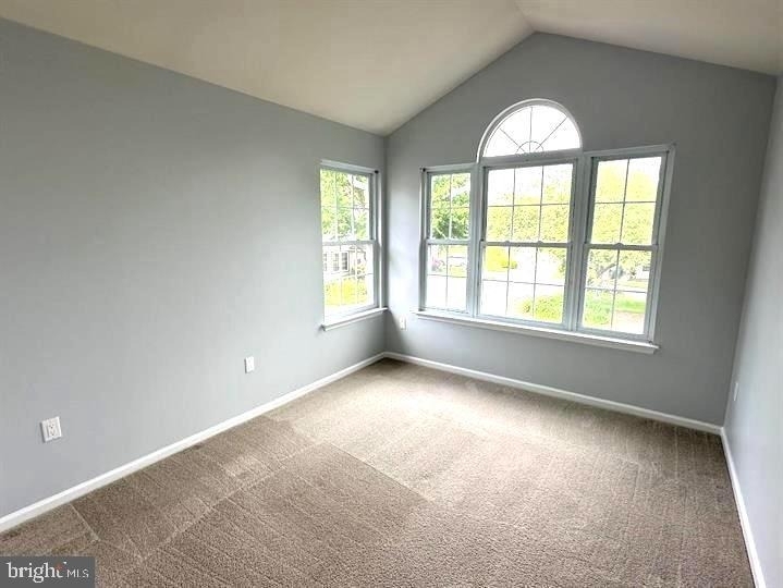 163 Hawthorne Court - Photo 28