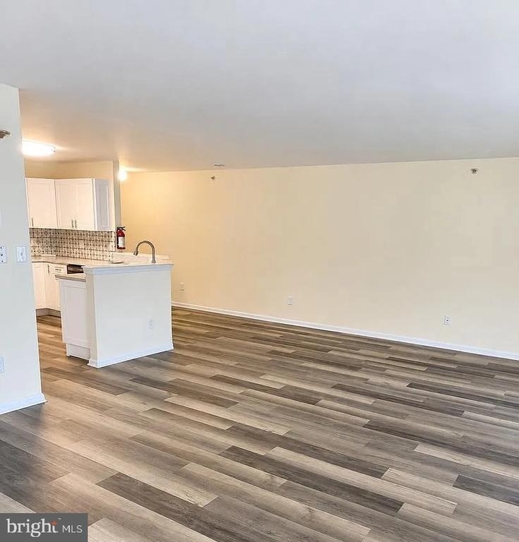 938 Pine Valley Court - Photo 2