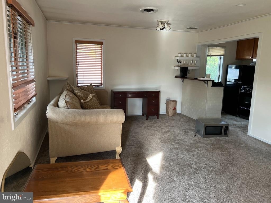 366 N Harrison Street - Photo 2
