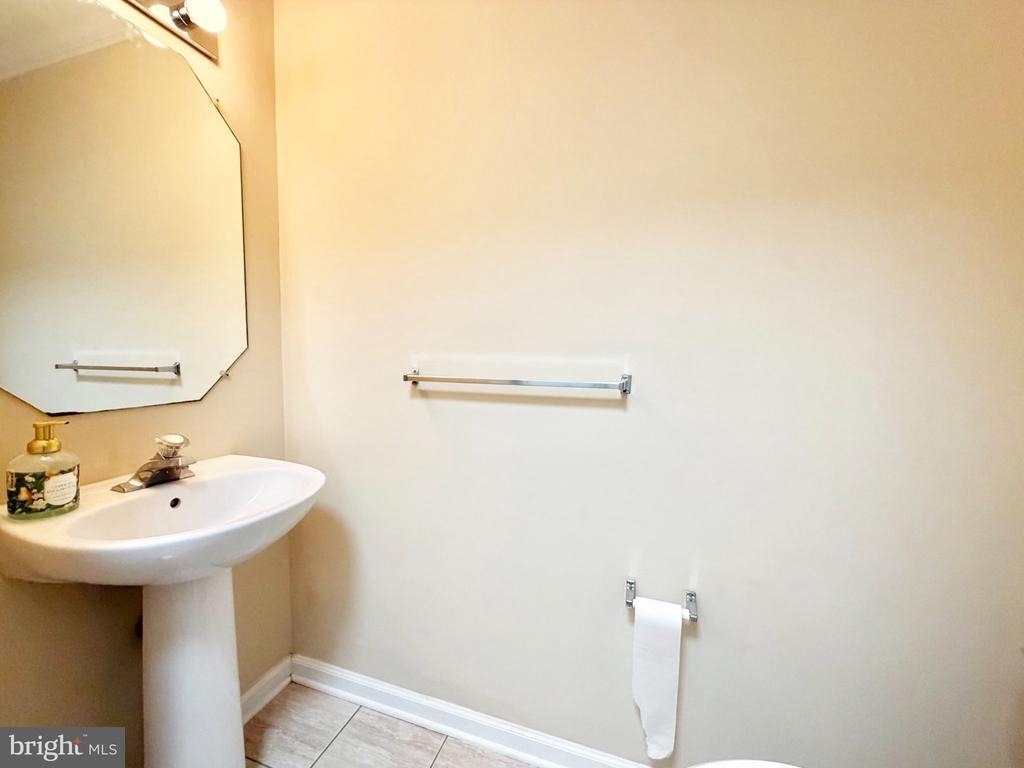 224 Fountayne Lane - Photo 4