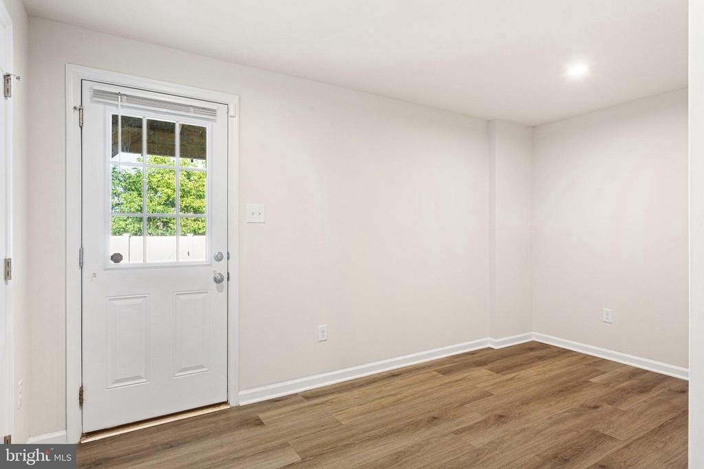 7 F Parsons Boulevard - Photo 24