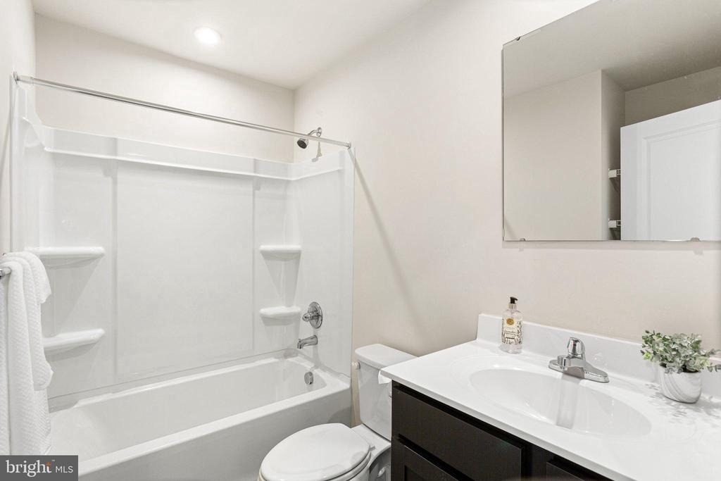 7 F Parsons Boulevard - Photo 20