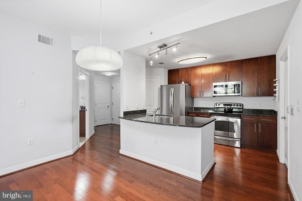 157 Fleet Street - Photo 2