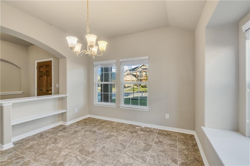 8233 Arezzo Dr - Photo 3