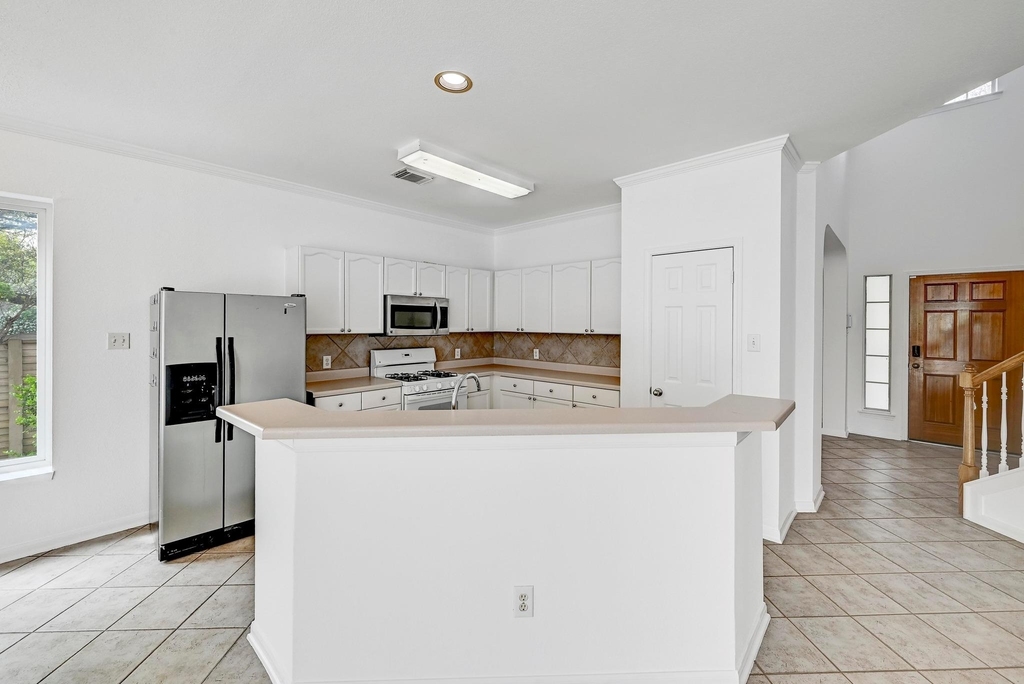 13401 Lamplight Village Ave - Photo 8