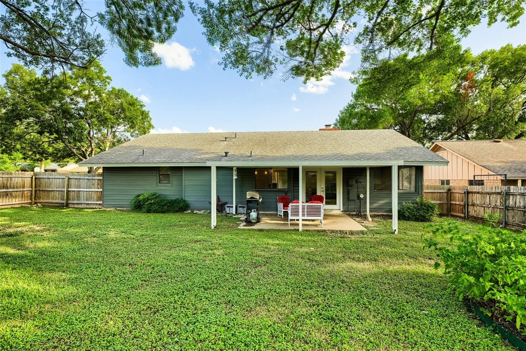 1300 Neans Dr - Photo 21