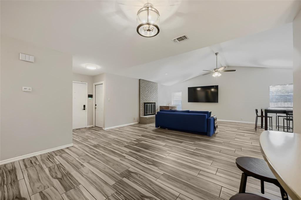 1300 Neans Dr - Photo 13