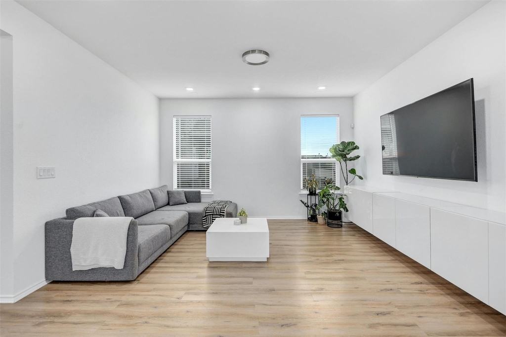 169 Kulmbacher Dr - Photo 2