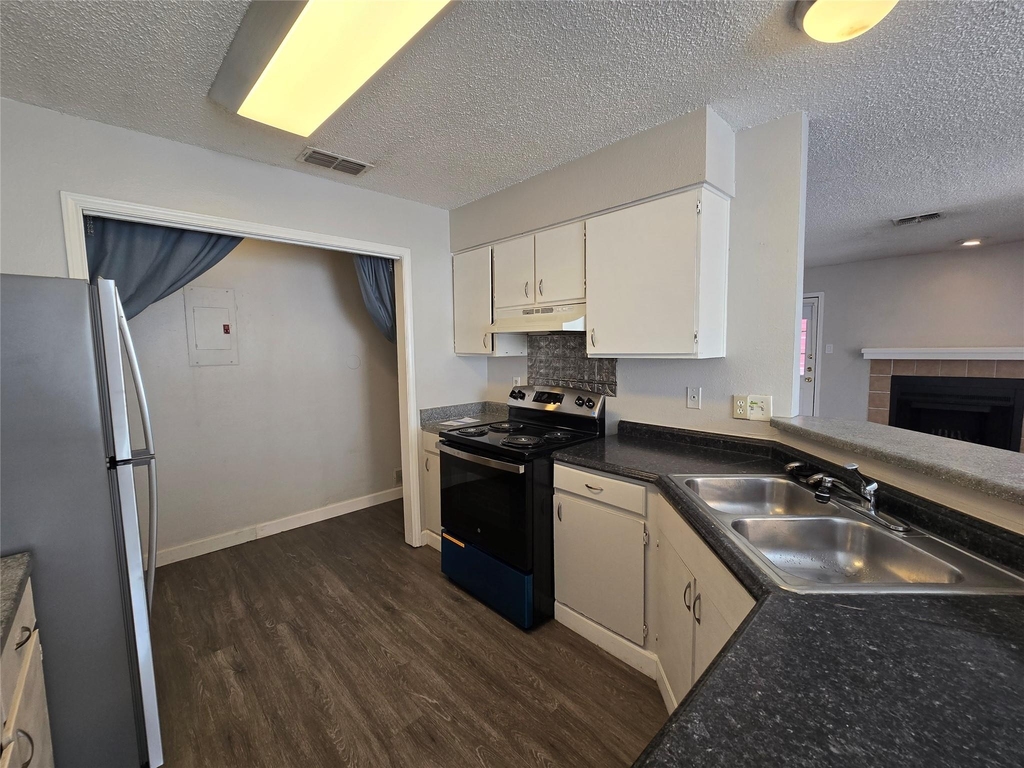 4304 Duval Rd - Photo 7
