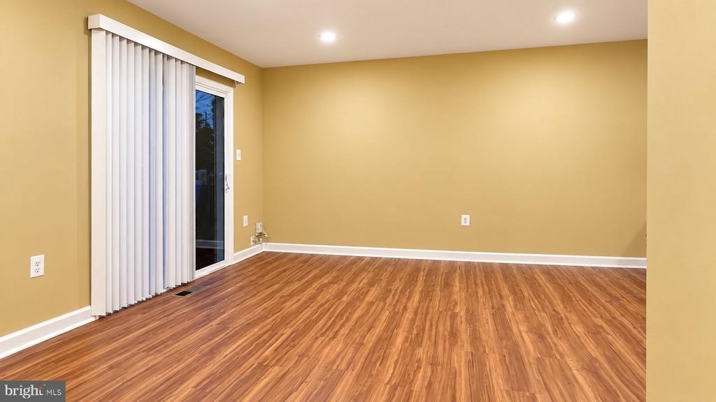 7223 Millcrest Terrace - Photo 7