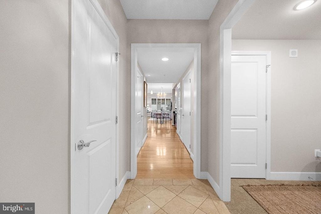 7710 Woodmont Avenue - Photo 19
