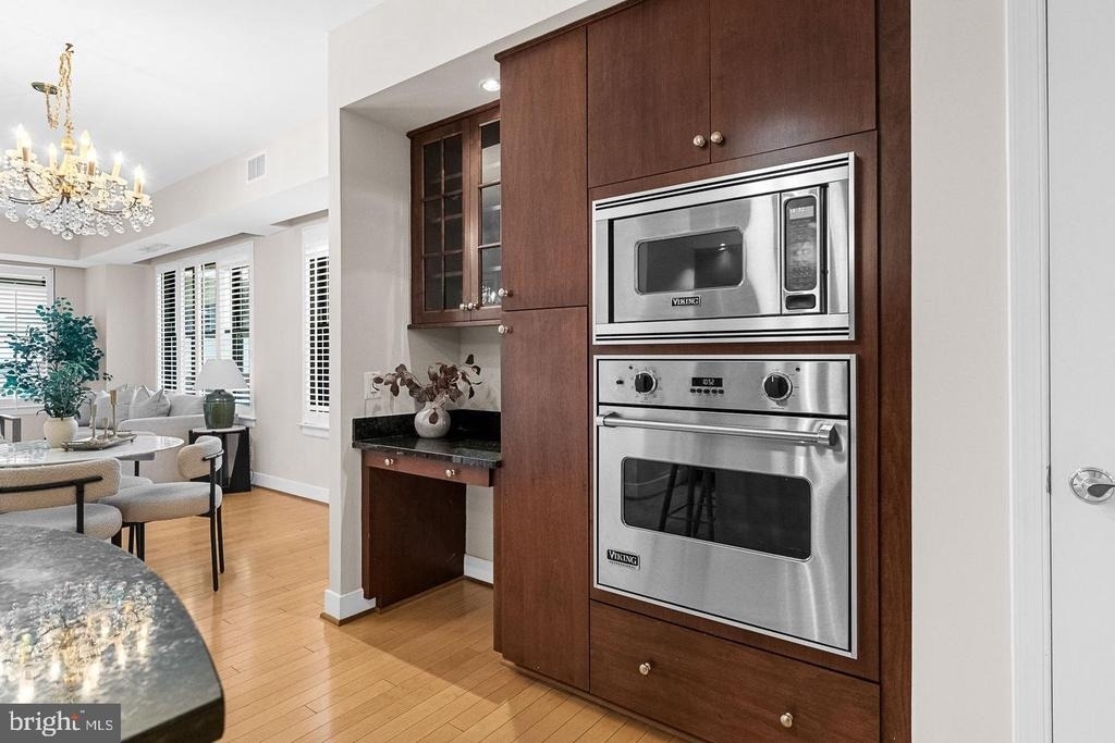 7710 Woodmont Avenue - Photo 23