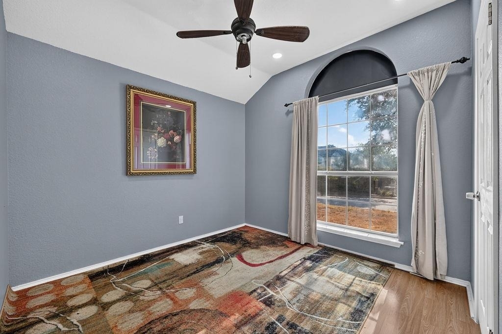 1006 Clear Lake Ln - Photo 11