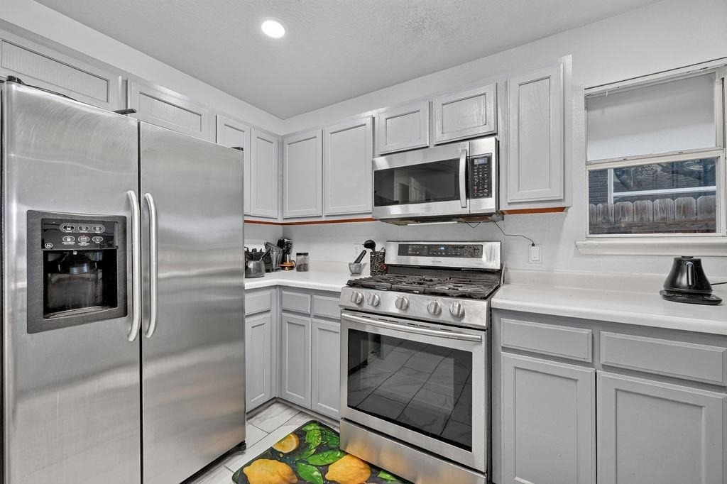 1006 Clear Lake Ln - Photo 7