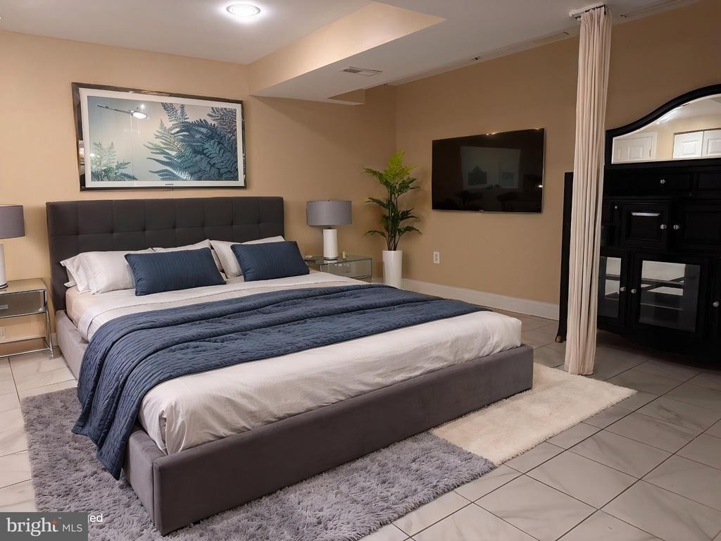319 Boeing Court - Photo 10