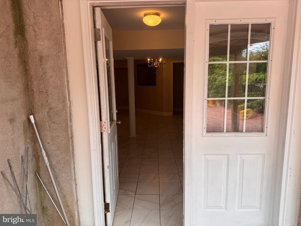 319 Boeing Court - Photo 16