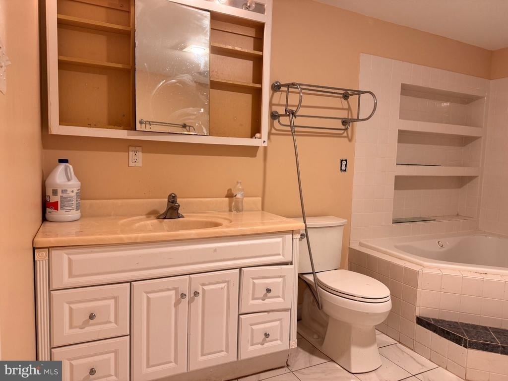 319 Boeing Court - Photo 8