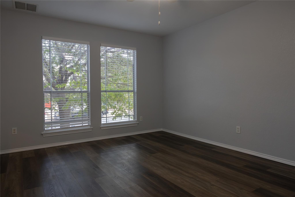 9212 Rowlands Sayle Rd - Photo 32