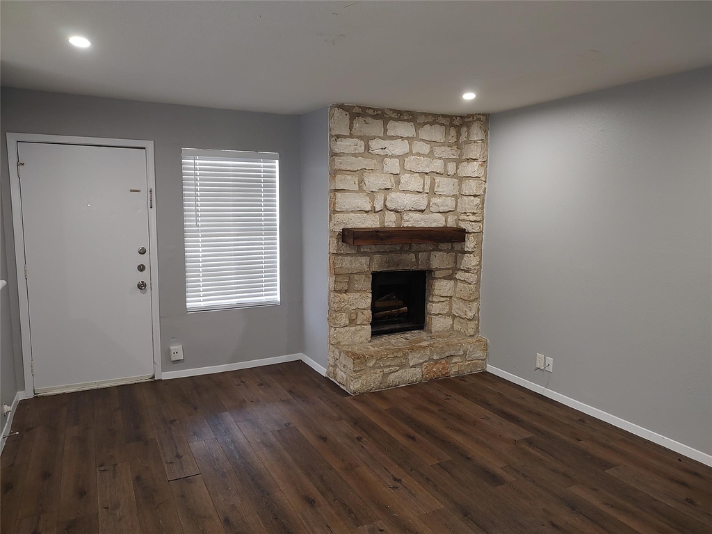 2200 Leah Cv - Photo 3