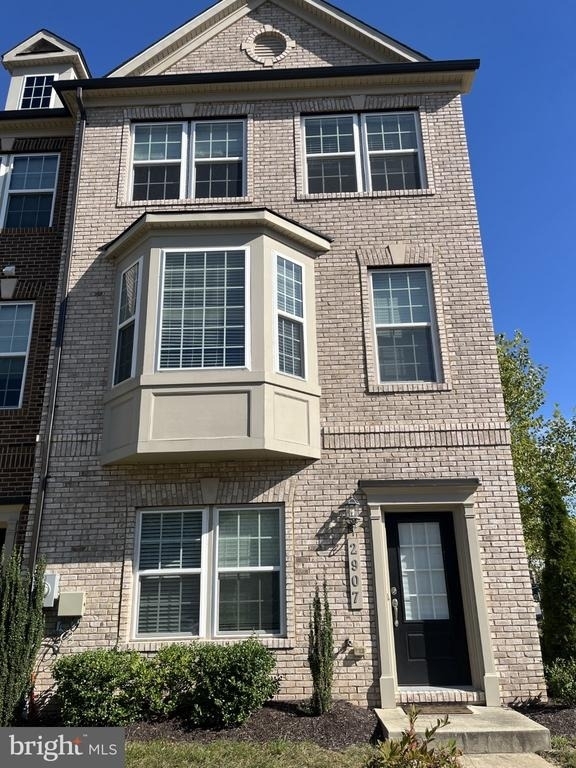 2907 Chalkstone Place - Photo 0