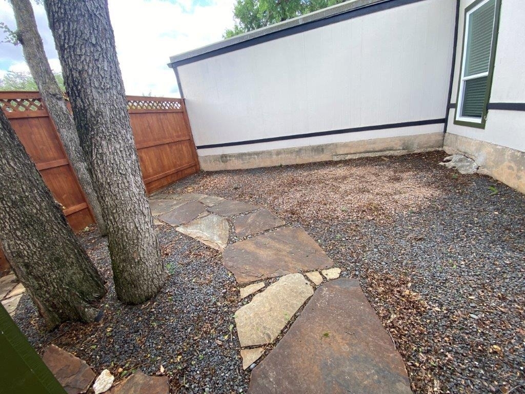 7206 Chimney Cors - Photo 15