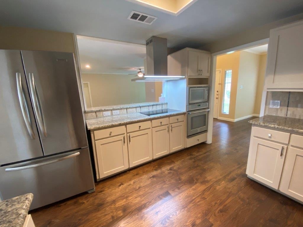 7206 Chimney Cors - Photo 8