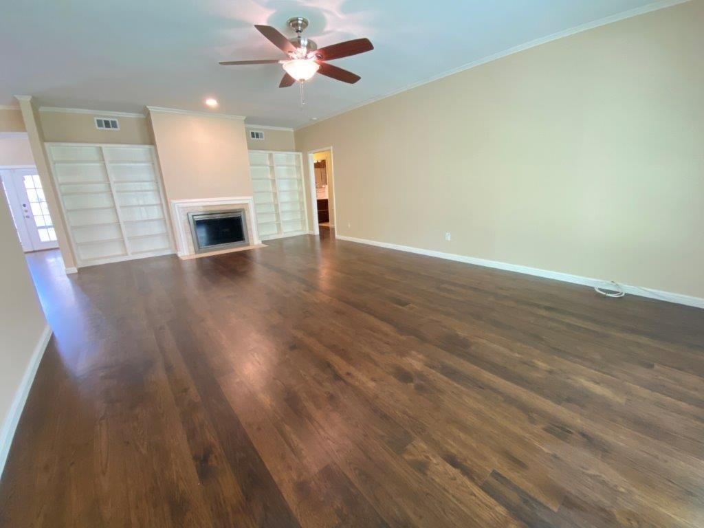 7206 Chimney Cors - Photo 5