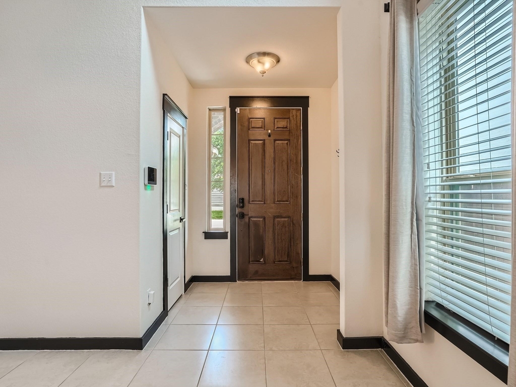 7928 Castelardo Pl - Photo 4