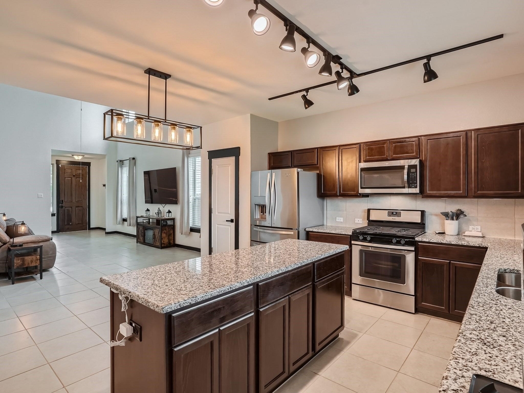 7928 Castelardo Pl - Photo 12