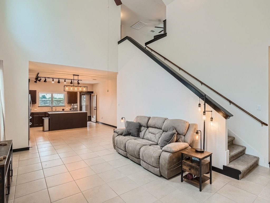 7928 Castelardo Pl - Photo 5
