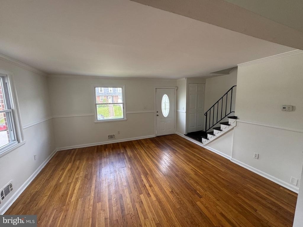 5411 Cynthia Terrace - Photo 1