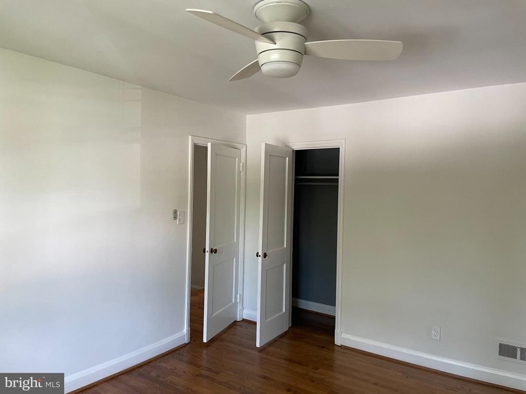 7228 Lanark Road - Photo 6