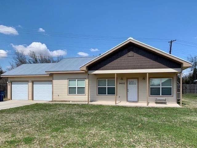 3402 Crystal Cir - Photo 0