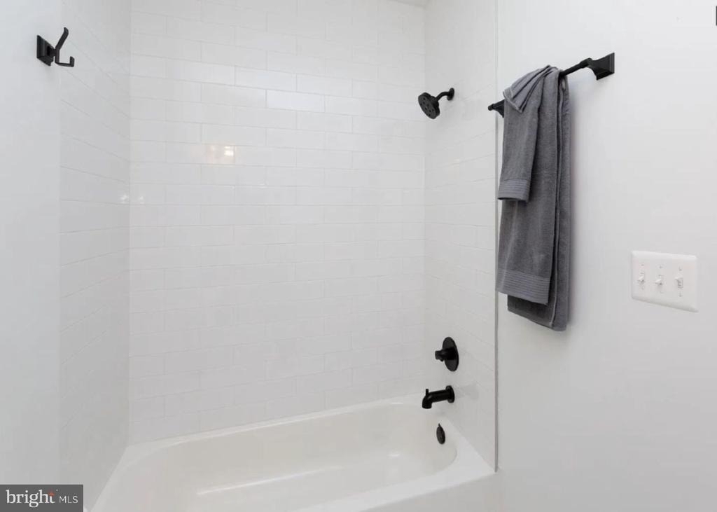 520 S Caroline Street - Photo 8