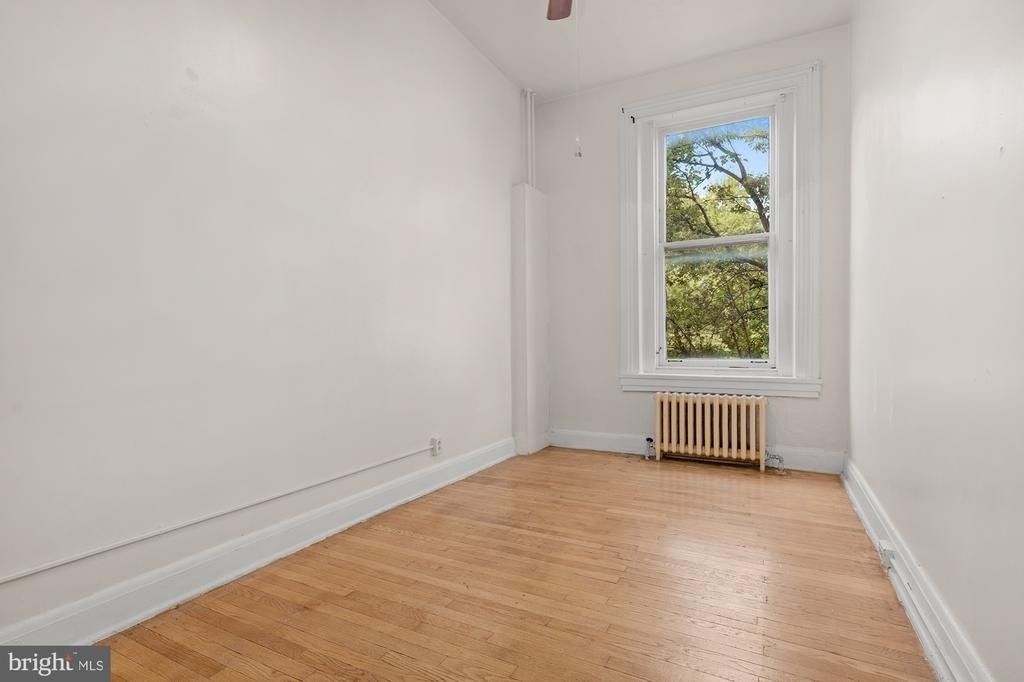 931 Saint Paul Street - Photo 12