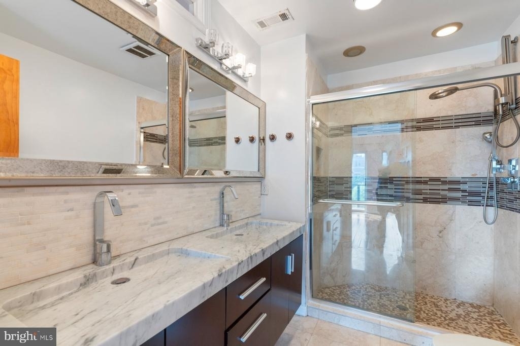 1025 Covington Street - Photo 15