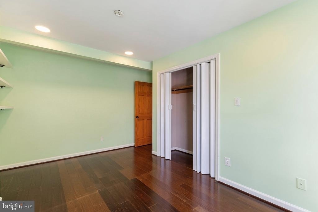 1025 Covington Street - Photo 13