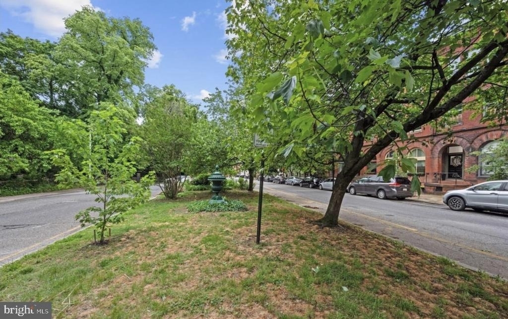 2024 Park Avenue - Photo 13