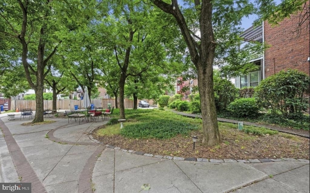 2024 Park Avenue - Photo 14