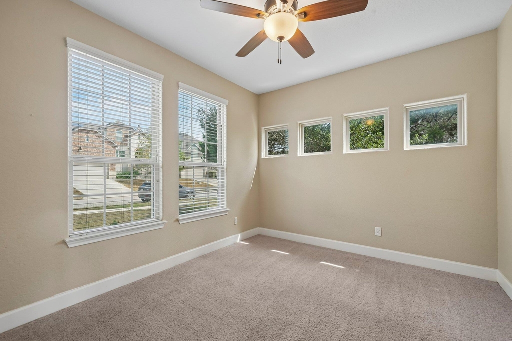 1086 Boulder Run - Photo 11